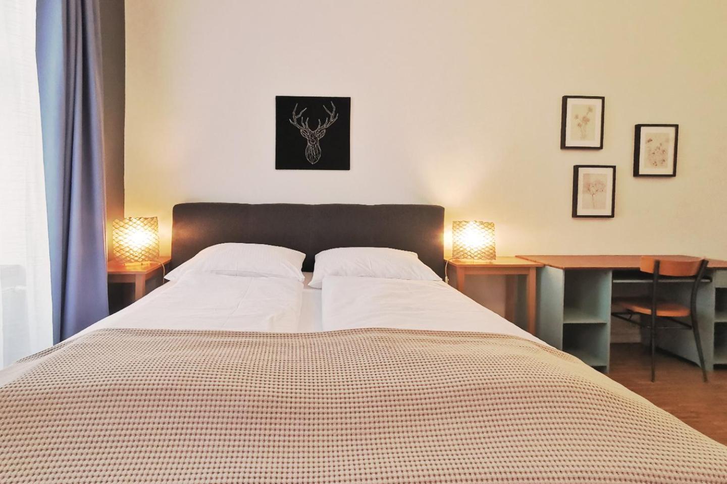 Vienna Palm Apartments Room photo